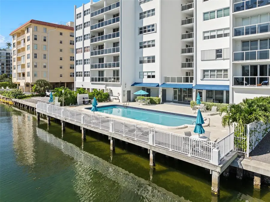 9381 E Bay Harbor Dr #603S, Bay Harbor Islands, FL 33154 - Image #2