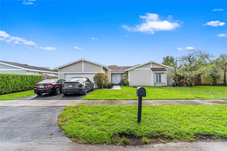 6305 SW 146th Ct, Miami, FL 33183 - Image #2