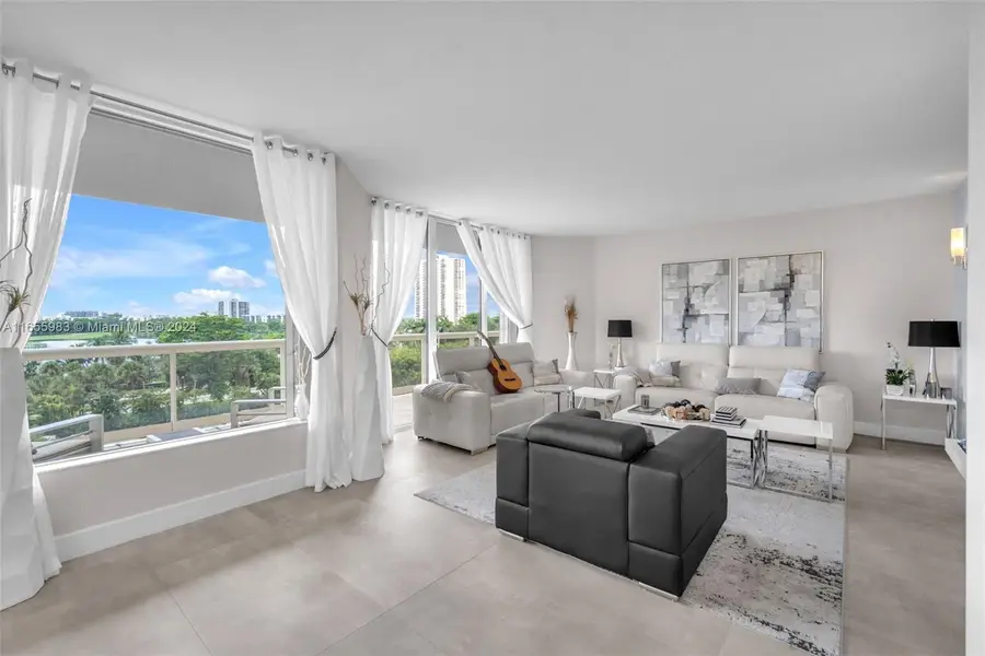 20191 E Country Club Dr #601, Aventura, FL 33180 - #2