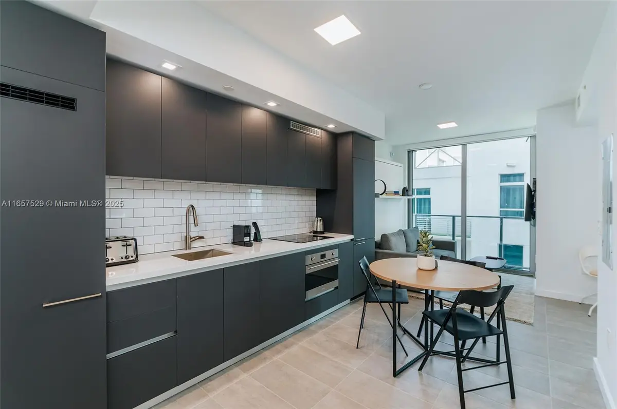 227 NE 2nd St #2508, Miami, FL 33132 - #1