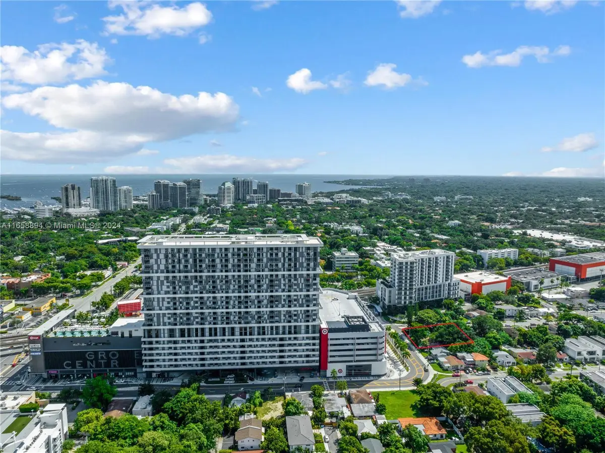 Address Withheld By Seller, Miami, FL 33133 - #1