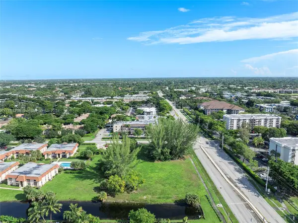 Riverside Dr, Coral Springs, FL 33065