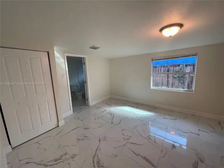 3327 NW 101st St, Miami, FL 33147 - Image #2