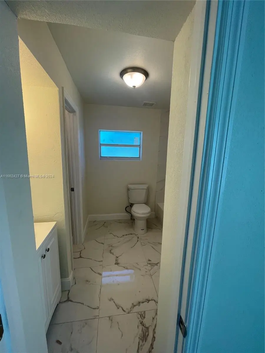 3327 NW 101st St, Miami, FL 33147 - Image #3