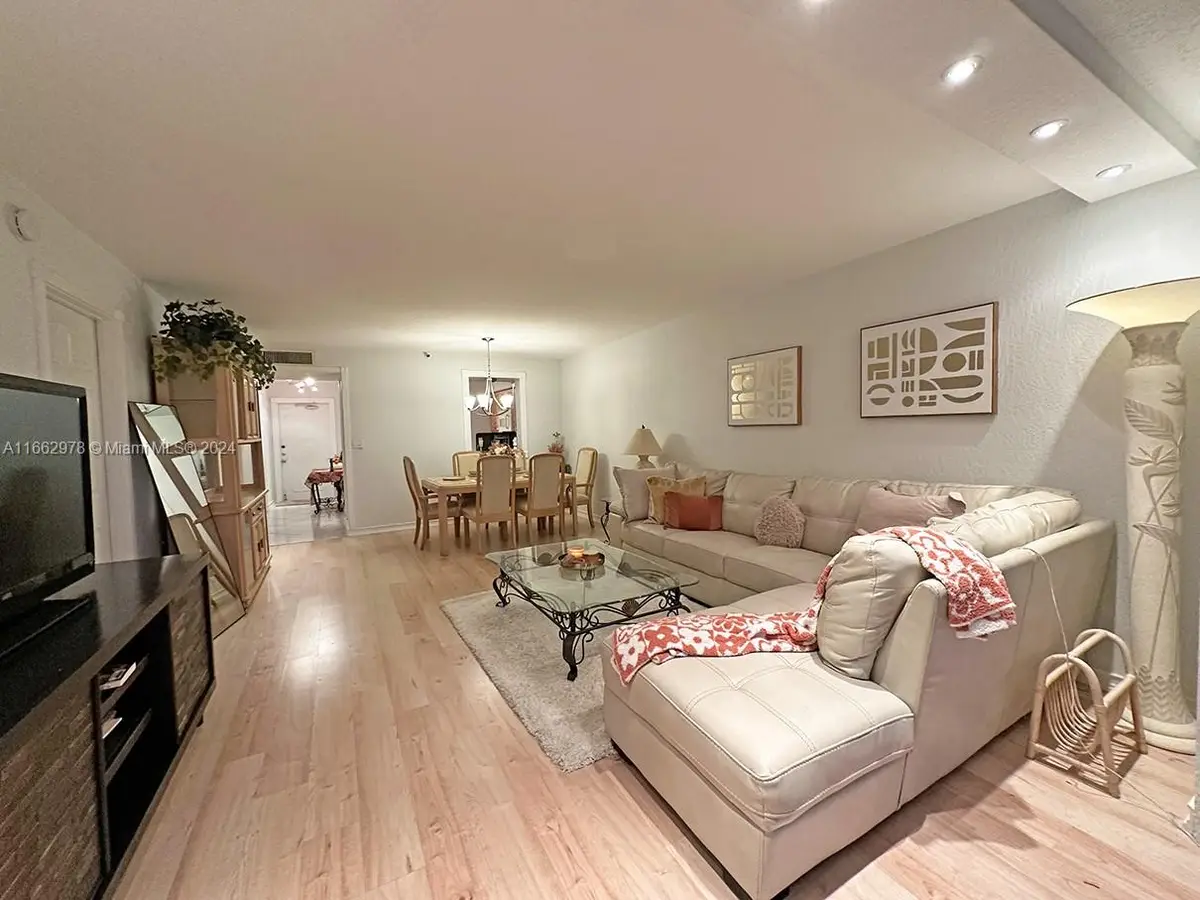 4550 NW 18th Ave #706, Deerfield Beach, FL 33064 - Image #1