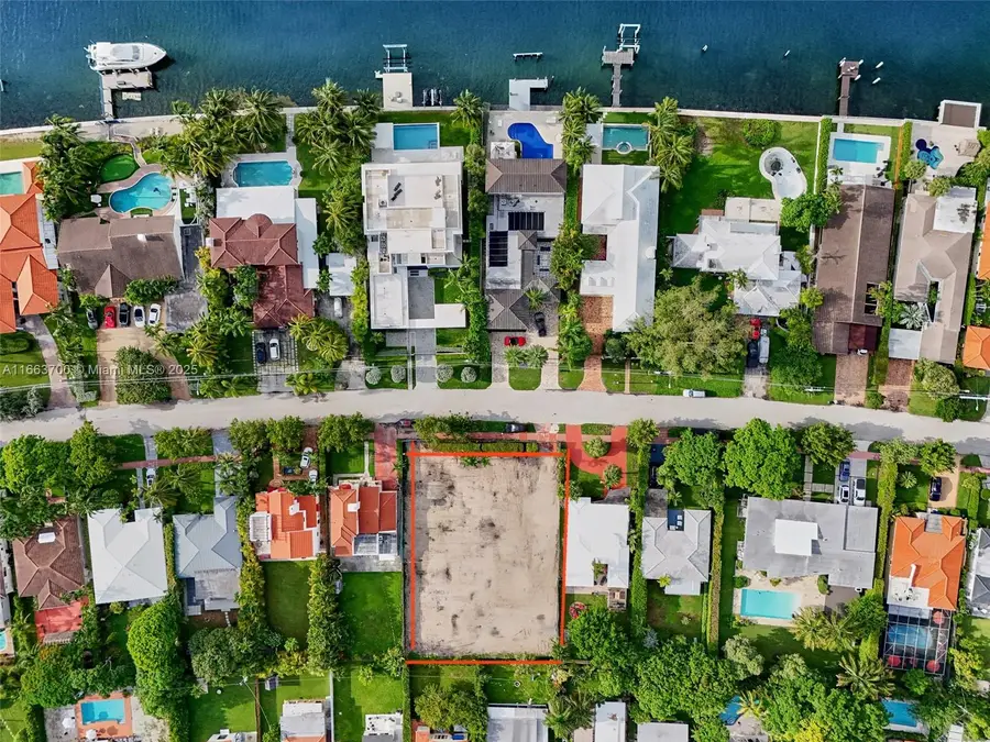 1785 Bay Dr, Miami Beach, FL 33141 - Image #3