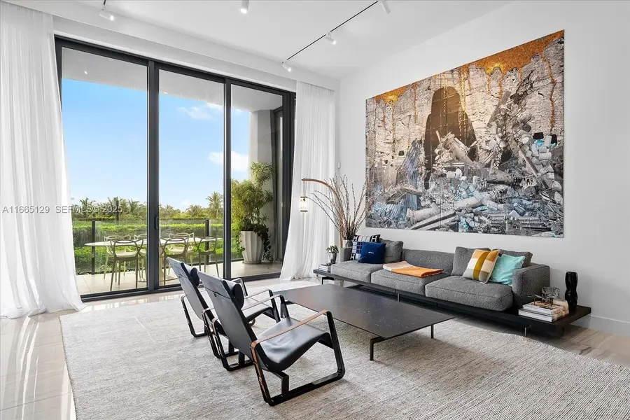 2811 S Bayshore Dr #4C, Miami, FL 33133 - Image #2