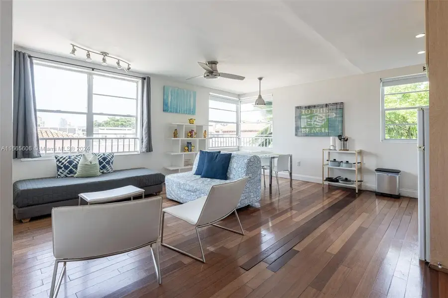 420 15th St #307, Miami Beach, FL 33139 - #2