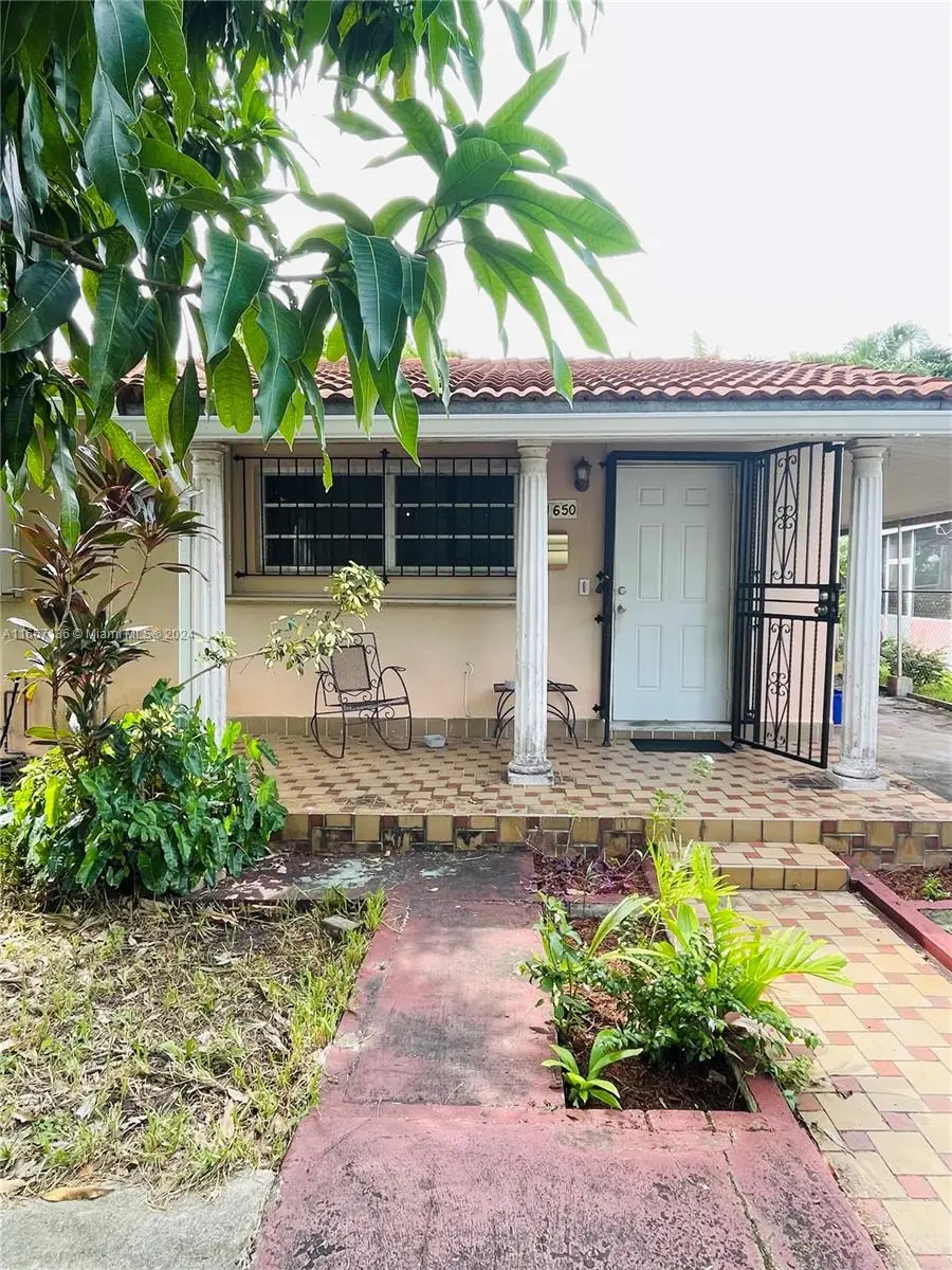 1650 NW 36th Ave, Miami, FL 33125 - #2