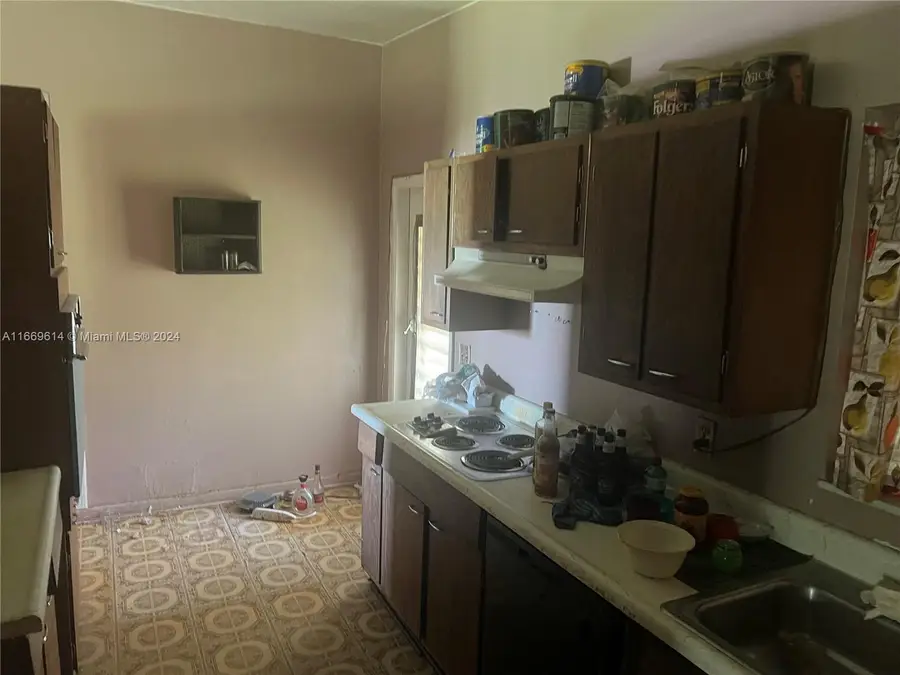 153 NE Prima Vista Blvd, Port Saint Lucie, FL 34983 - Image #2