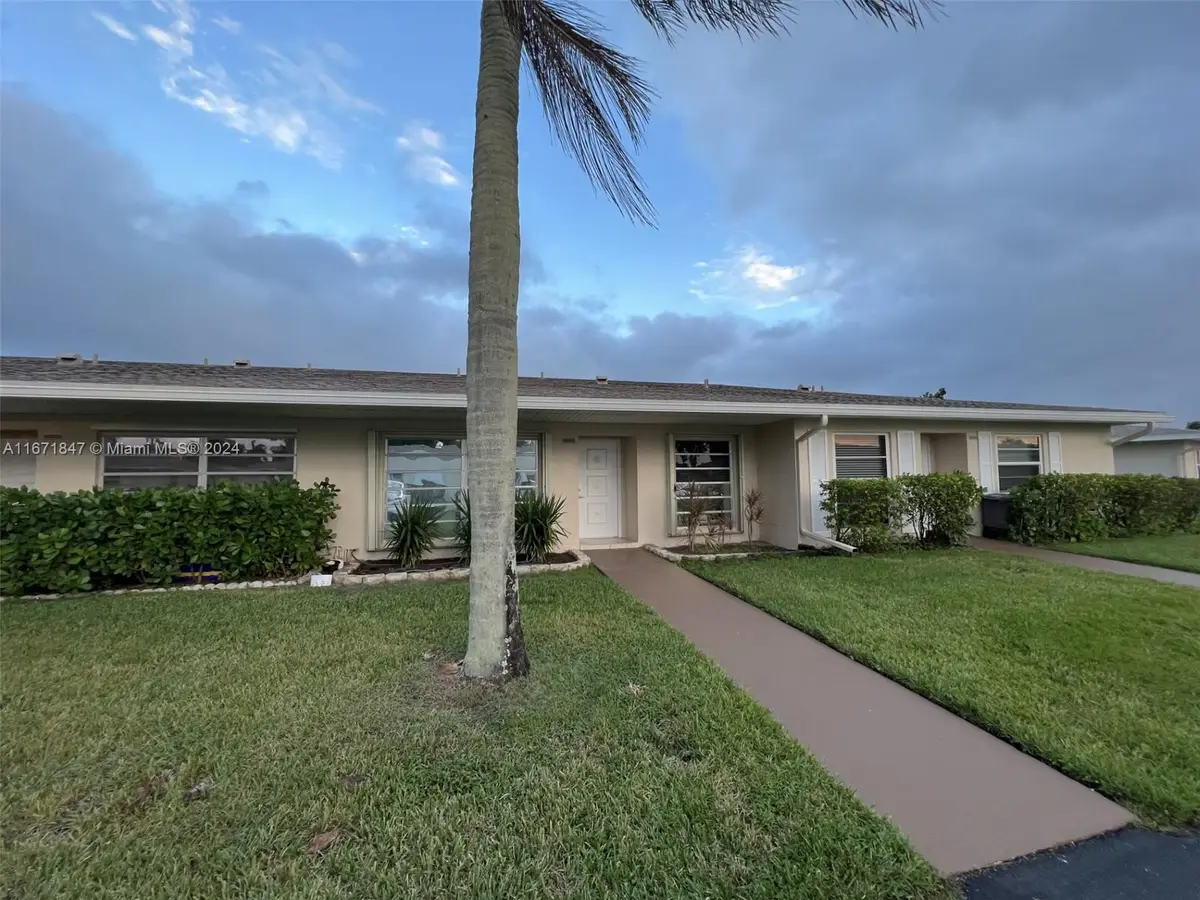 20927 Sedgewick Dr, Boca Raton, FL 33433 - Image #1