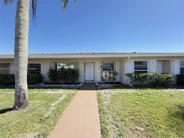 20927 Sedgewick Dr, Boca Raton, FL 33433