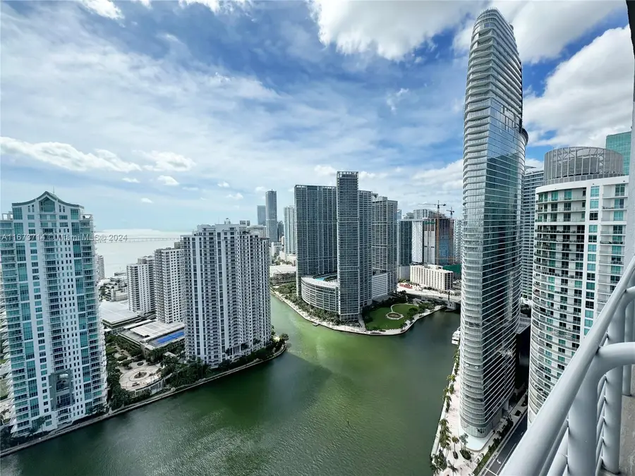 325 S Biscayne Blvd #LPH 19, Miami, FL 33131 - #3