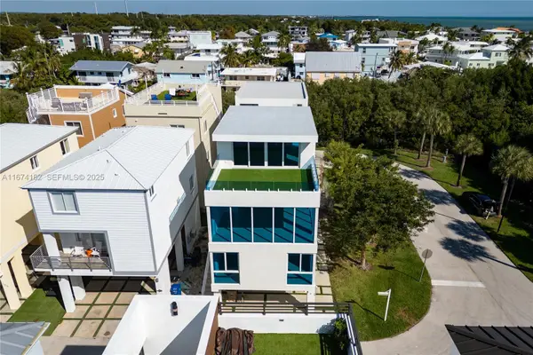 94825 Overseas Hwy 253, Key Largo, FL 33037