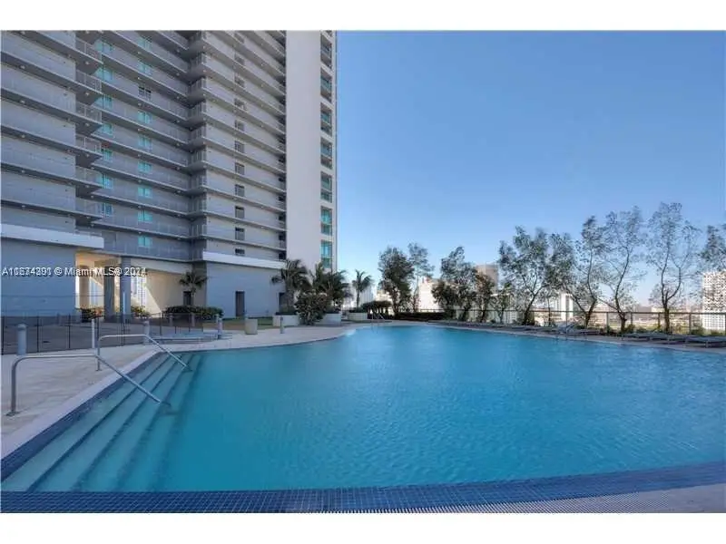 888 Biscayne Blvd #1811, Miami, FL 33132 - Image #1