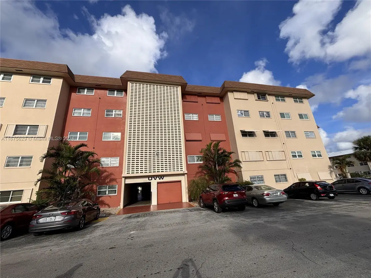 5300 Washington St #U103, Hollywood, FL 33021 - Image #1