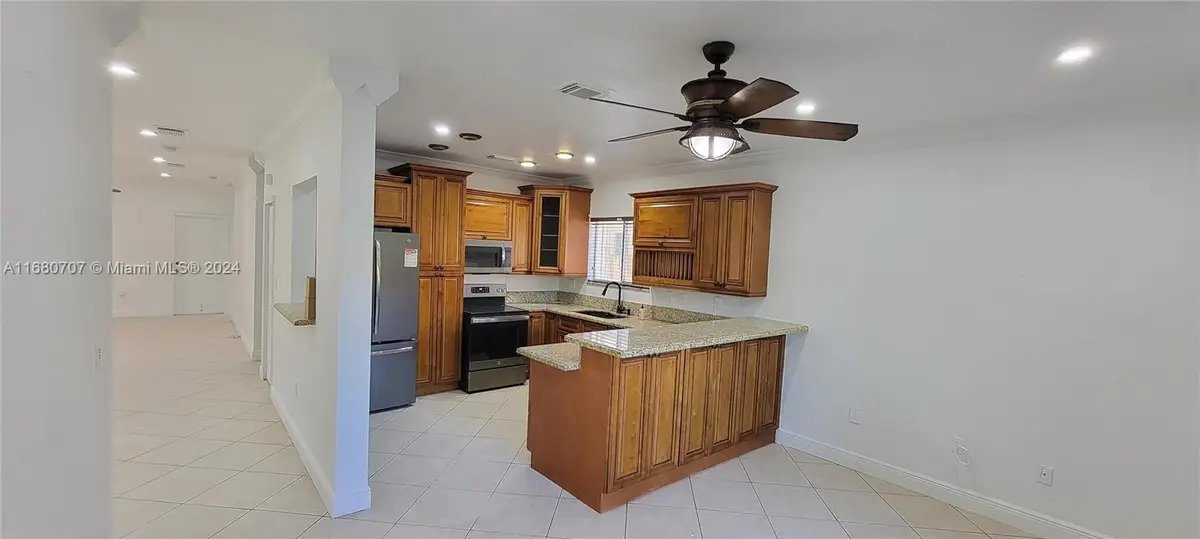 3377 NE 4th St, Homestead, FL 33033 - Image #1