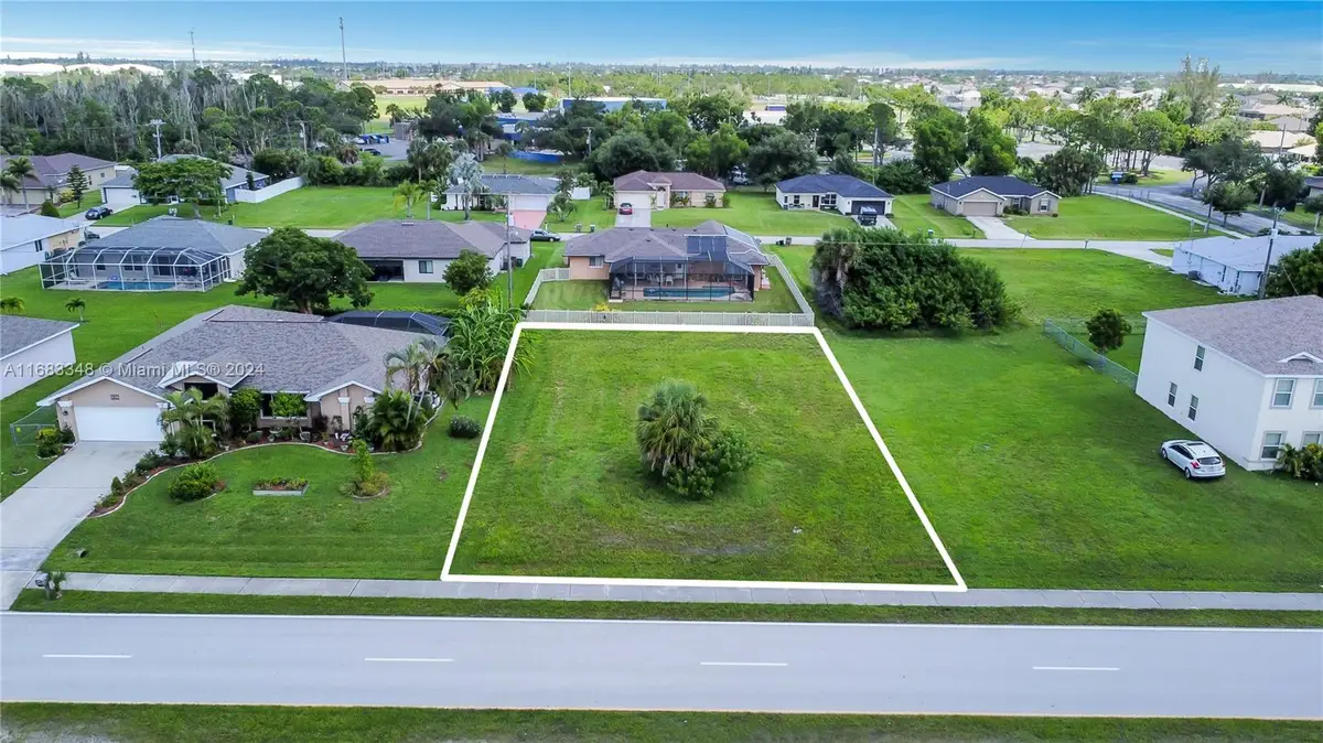 1821 Savona Pkwy W, Cape Coral, FL 33914 - Image #1