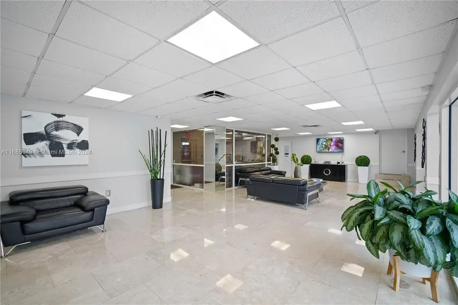 7904 West Dr #605, North Bay Village, FL 33141 - Image #3