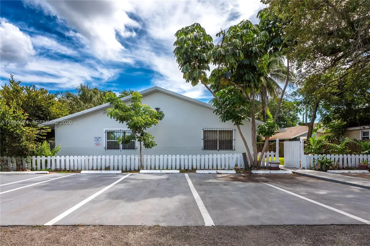 1106 NE 5th Ave, Fort Lauderdale, FL 33304 - #1
