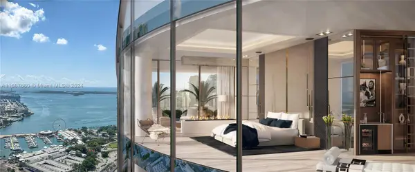 851 NE 1st Ave #PH 5700, Miami, FL 33132