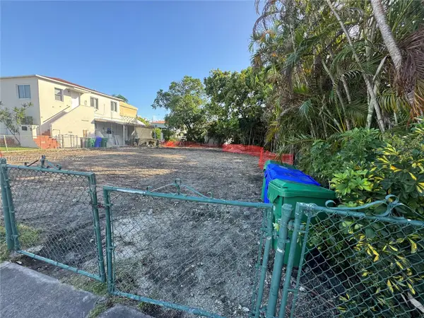 Address Withheld By Seller, Miami, FL 33145