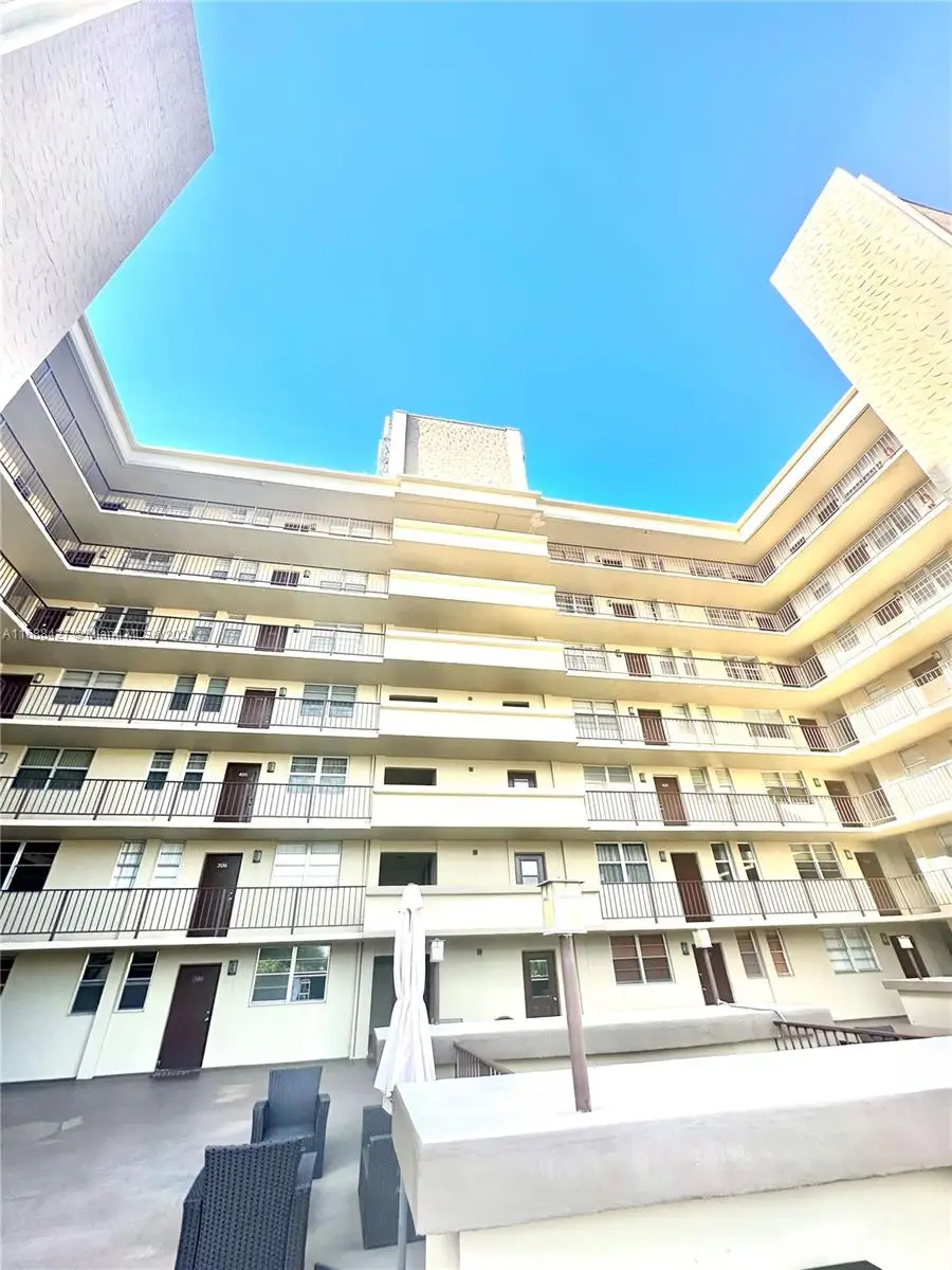 1811 Jefferson St #210, Hollywood, FL 33020 - Image #1