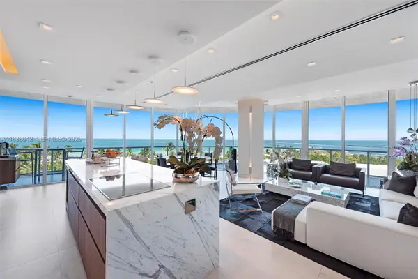 100 S Pointe Dr #706, Miami Beach, FL 33139