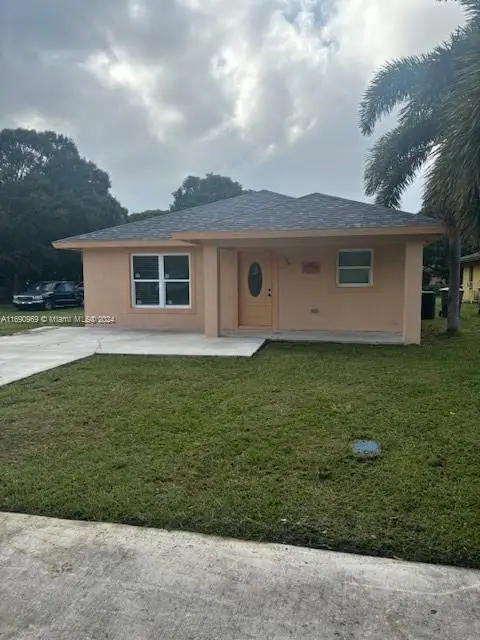 509 N 22nd St, Fort Pierce, FL 34950