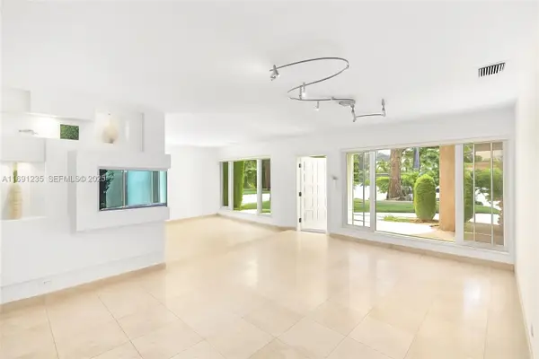 8801 Dickens Ave, Surfside, FL 33154