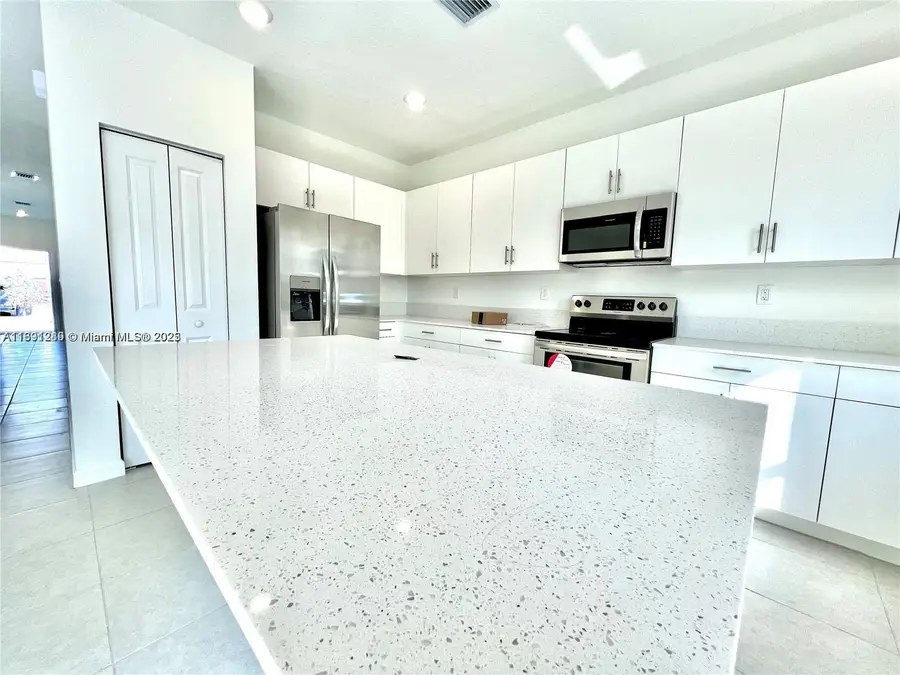 12948 SW 229th St, Miami, FL 33170 - Image #3