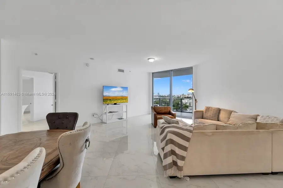 17301 Biscayne Blvd #1404, North Miami Beach, FL 33160 - Image #3