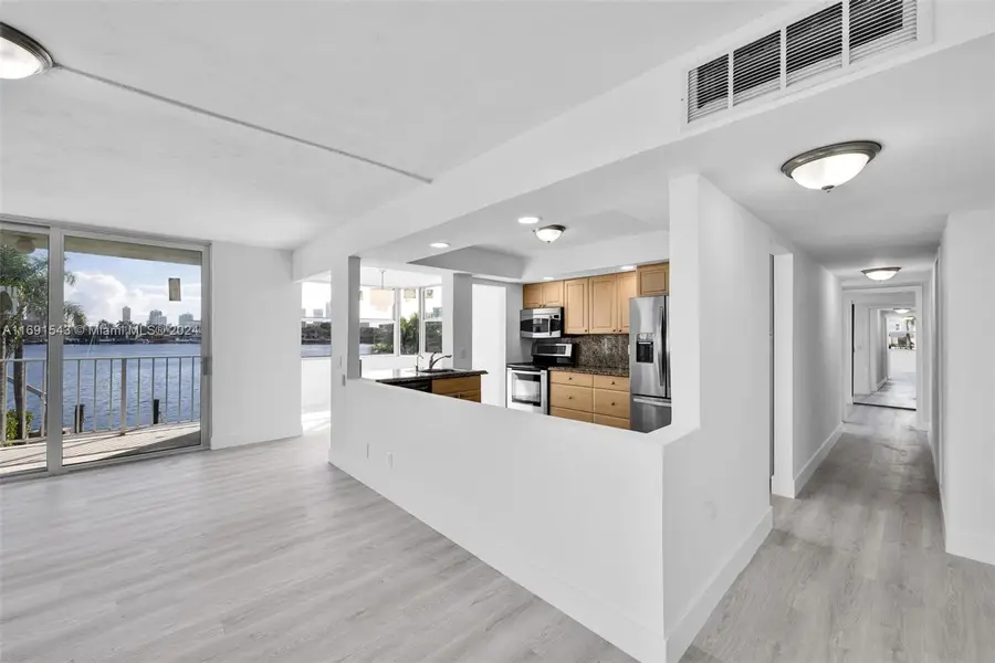16570 NE 26th Ave #2A, North Miami Beach, FL 33160 - Image #3
