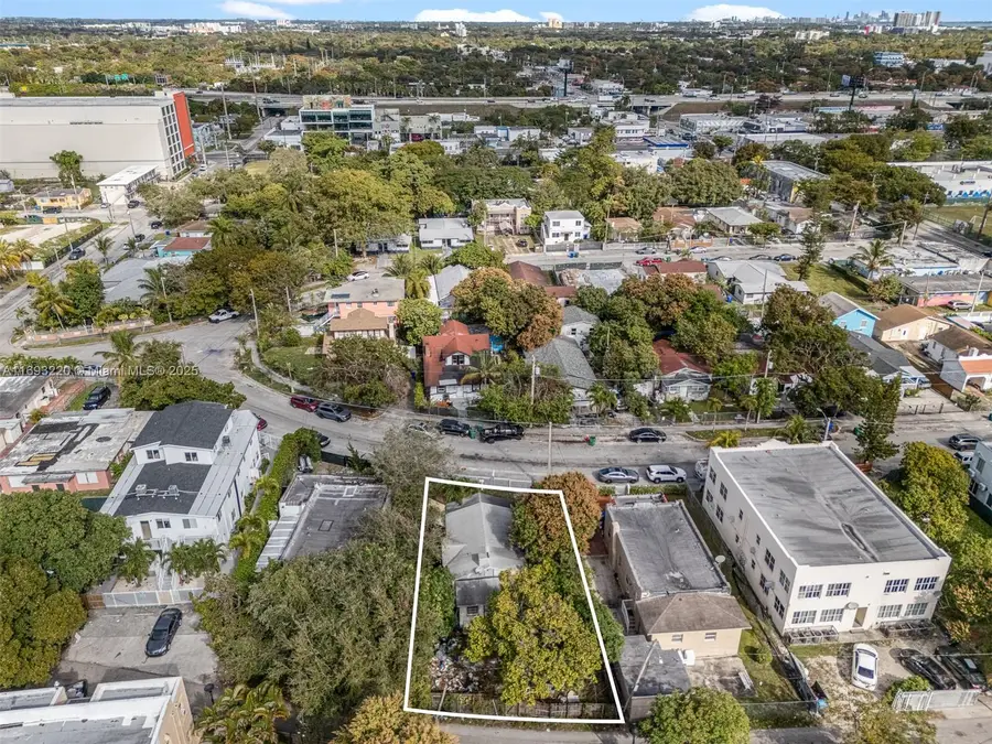 260 NW 34th St, Miami, FL 33127 - Image #3