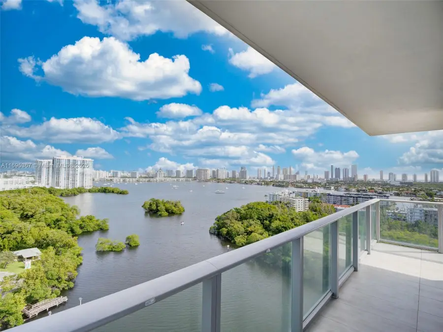 16385 Biscayne Blvd #1615, North Miami Beach, FL 33160 - Image #2