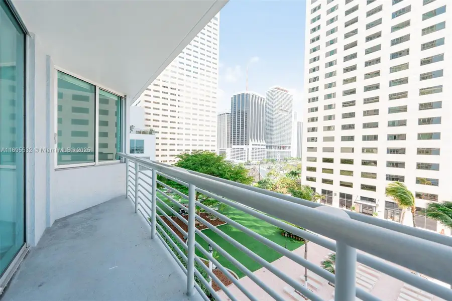 335 S Biscayne Blvd #1108, Miami, FL 33131 - #2