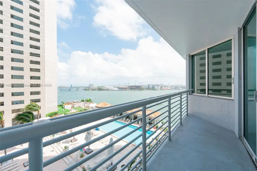 335 S Biscayne Blvd #1108, Miami, FL 33131 - #3
