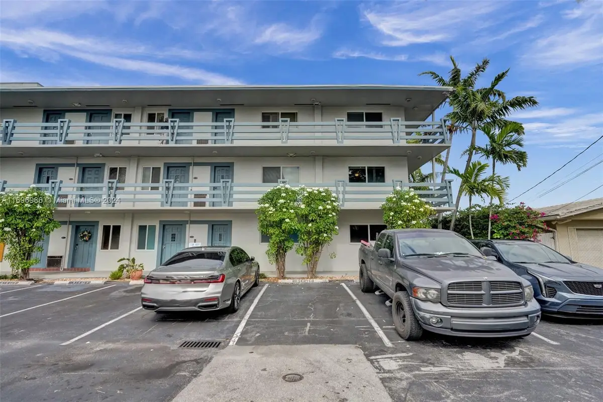 1535 SE 15th St #208, Fort Lauderdale, FL 33316 - Image #1