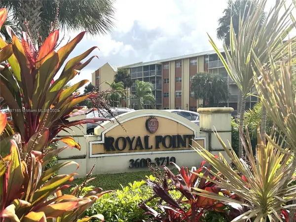 3600 NW 21st St #101, Lauderdale Lakes, FL 33311