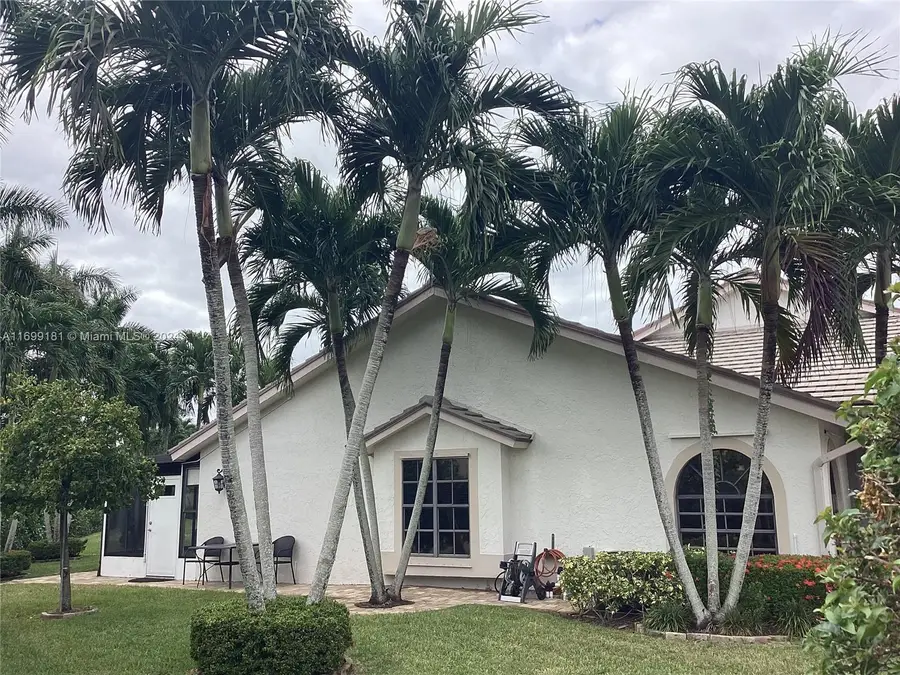 10893 N Stafford Cir N, Boynton Beach, FL 33436 - Image #3