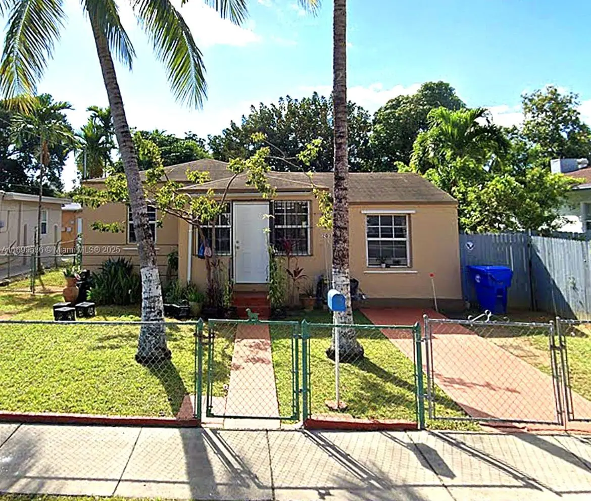 2030 NW 34th St, Miami, FL 33142 - Image #1