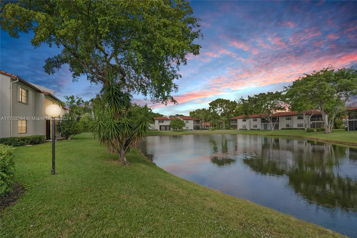 21364 Cypress Hammock Dr #1H, Boca Raton, FL 33428 - Image #1