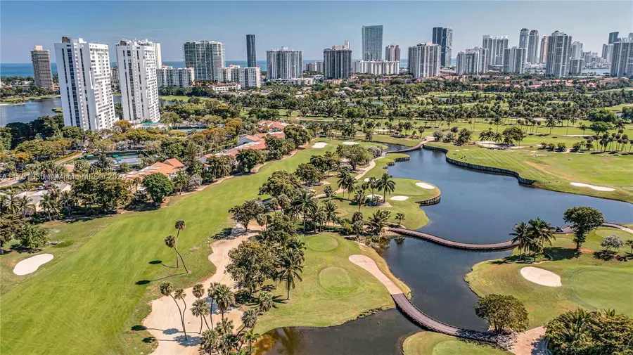 20379 W Country Club Dr #PH-36, Aventura, FL 33180 - #2