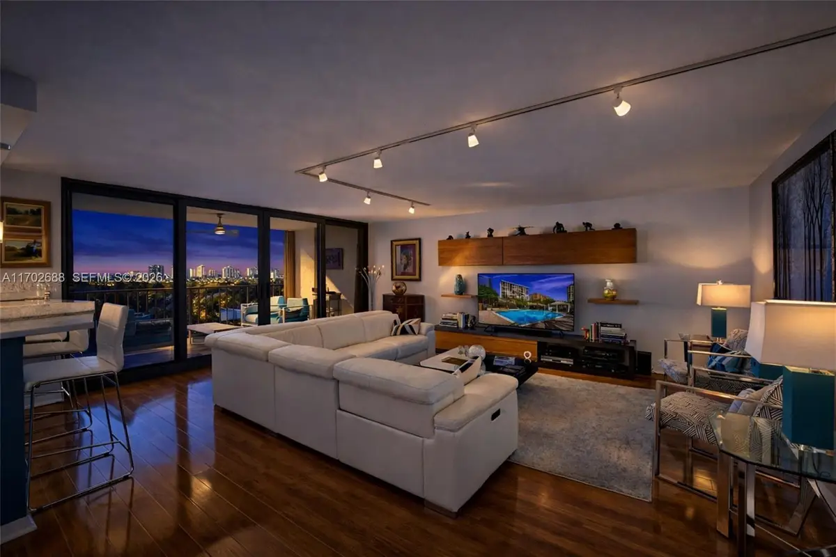 1901 N Ocean Blvd #8B, Fort Lauderdale, FL 33305 - Image #1