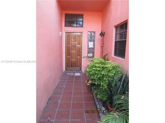 20820 San Simeon Way #26-G, Miami, FL 33179 - Image #2