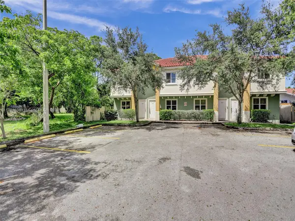 421 NW 40th Ct, Oakland Park, FL 33309