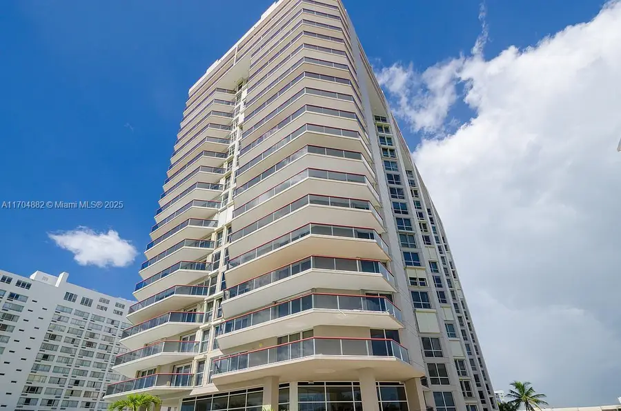 6767 Collins Ave #1409, Miami Beach, FL 33141 - #2