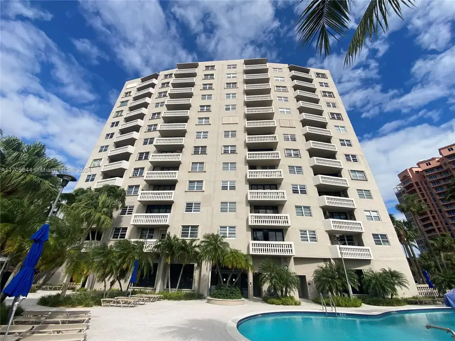 90 Edgewater Dr #805, Coral Gables, FL 33133 - Image #2