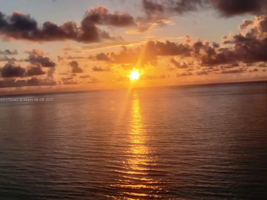 5601 Collins Ave #PH-9, Miami Beach, FL 33140 - #3