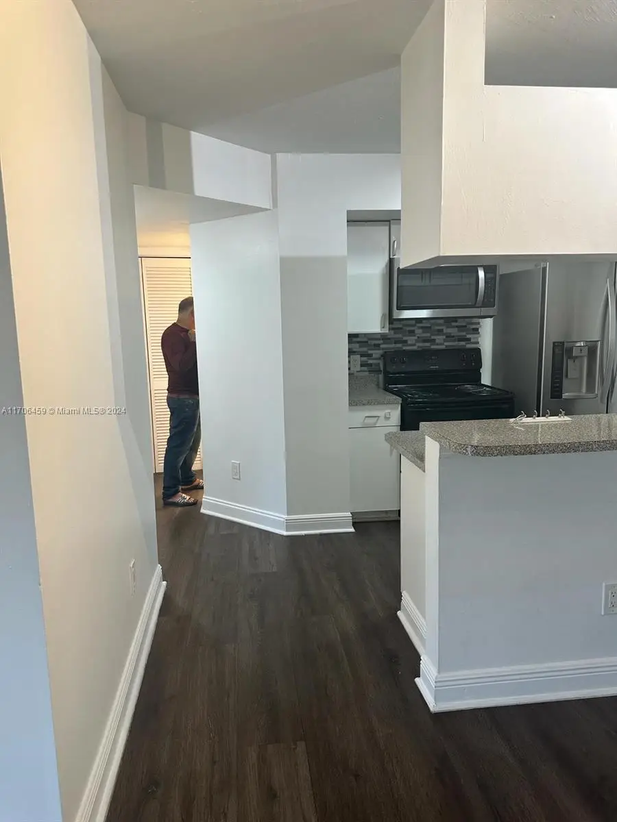 470 S Park Rd #7-207, Hollywood, FL 33021 - Image #2